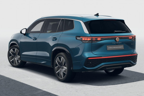 2025 MY26 Volkswagen Tayron R4 195TSI R-Line SUV Image 3