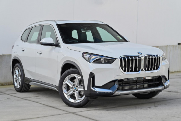 BMW X1 sDrive18i U11