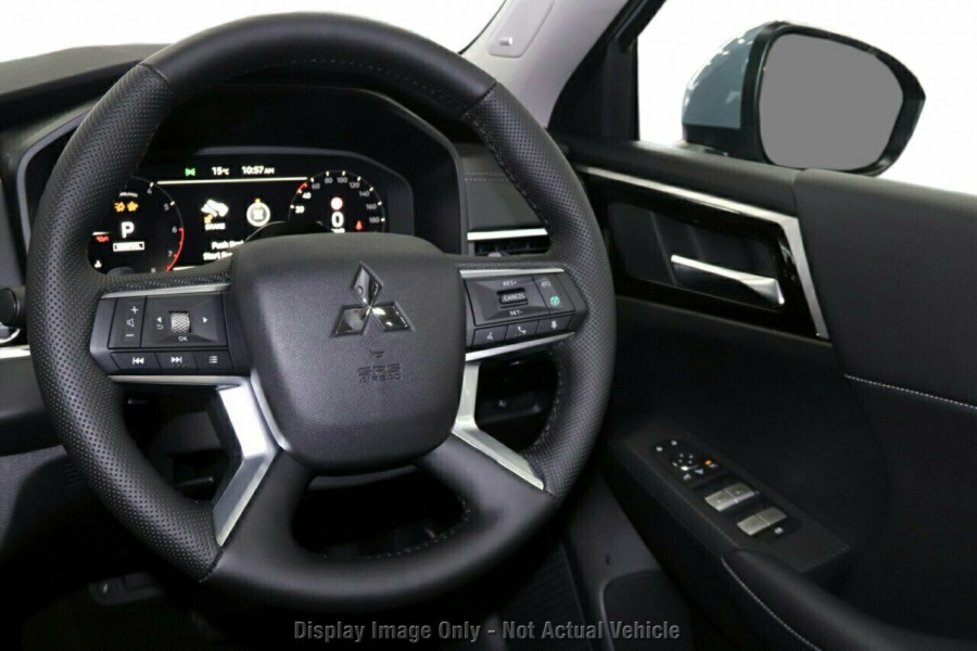 2025 Mitsubishi Outlander ZM Aspire SUV Image 6