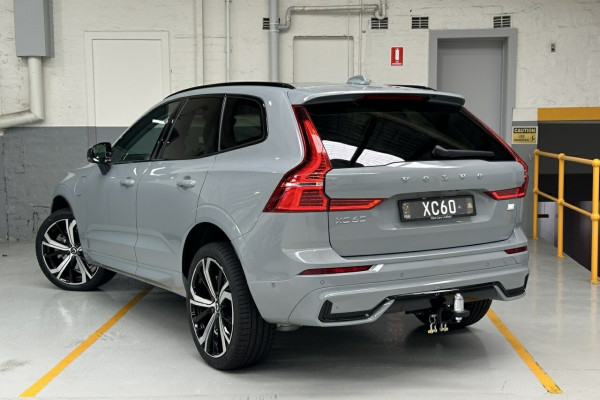 2023 MY24 Volvo XC60 UZ Recharge Ultimate T8 Plug-in Hybrid SUV Image 6