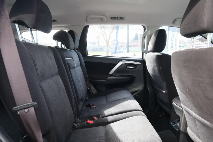 2021 Mitsubishi Pajero Sport QF GLX SUV Image 12