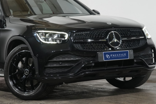 2022 Mercedes-Benz GLC-Class GLC300 SUV image 2