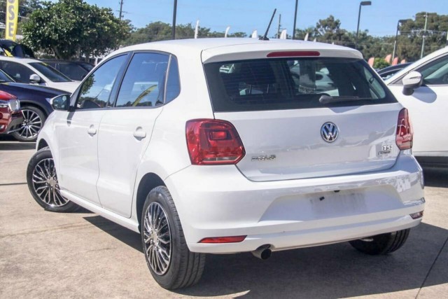 volkswagen polo trendline 2016