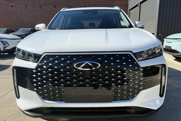 2026 Chery Tiggo 4  Hybrid Ultimate SUV Image 2