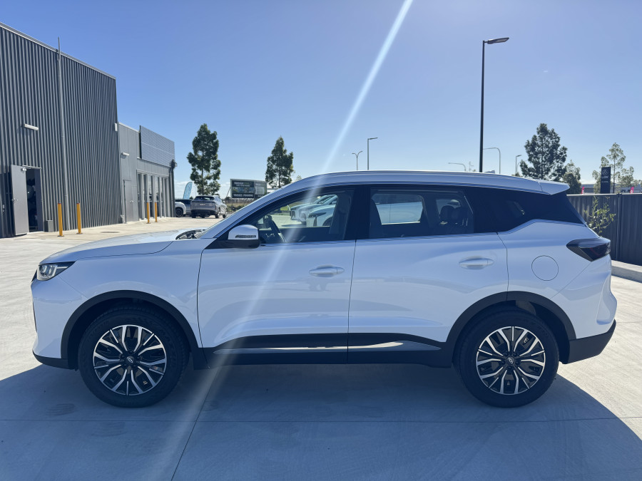 2025 MY26 Chery Tiggo 7 T32 Ultimate SUV Image 4