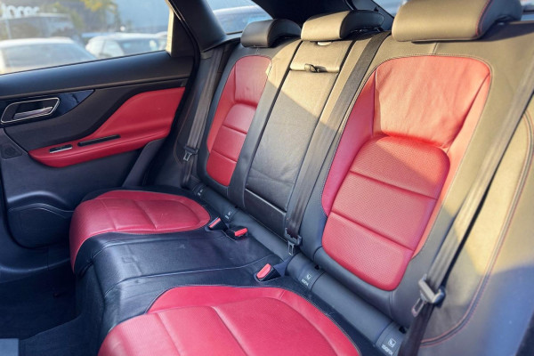 2016 MY17 Jaguar F-PACE X761 20d R-Sport SUV Image 13