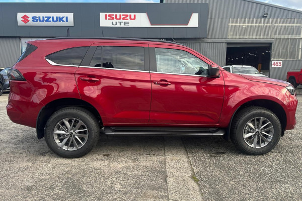 2026 MY25.5 Isuzu MU-X RJ LS-U SUV Image 3