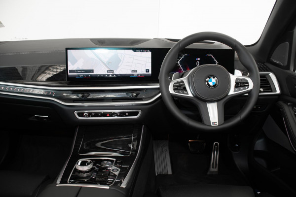 2026 BMW X5 G05 LCI xDrive30d M Sport SUV image 7
