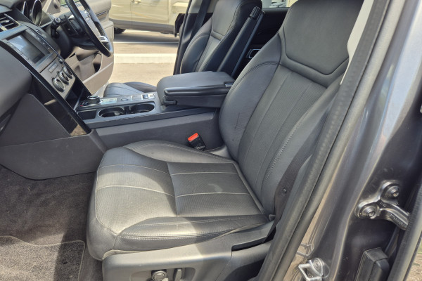 2017 Land Rover Discovery Series 5 SE SUV Image 21