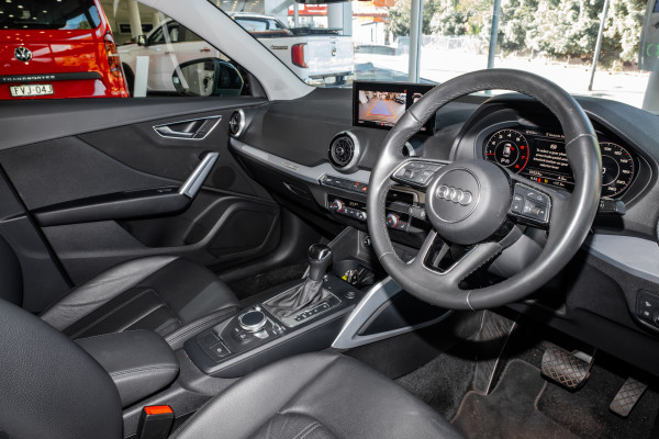 2021 Audi Q2 GA 40 TFSI S line SUV image 7