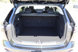 2024 MY24.5 MG HS AS33 Essence SUV