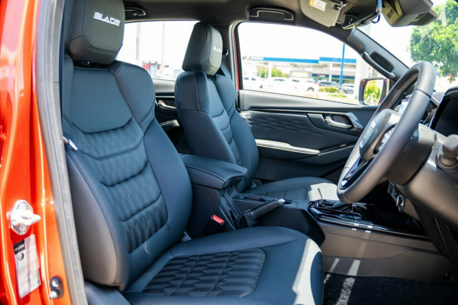 2025 MY25.5 Isuzu D-MAX RG BLADE Ute Image 23