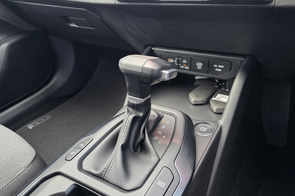 2025 MY26 Kia K4 CL4m Sport Hatch Image 17