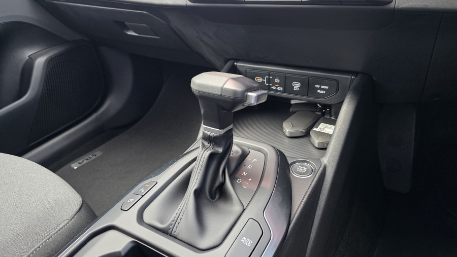 2025 MY26 Kia K4 CL4m Sport Hatch Image 17
