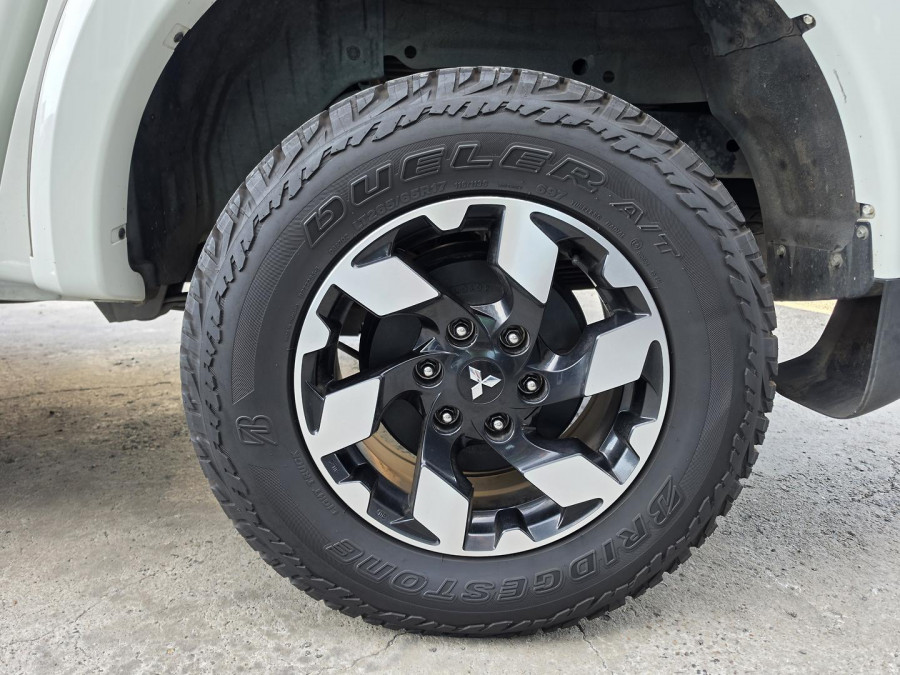 2015 MY16 Mitsubishi Triton MQ Exceed Ute Image 13