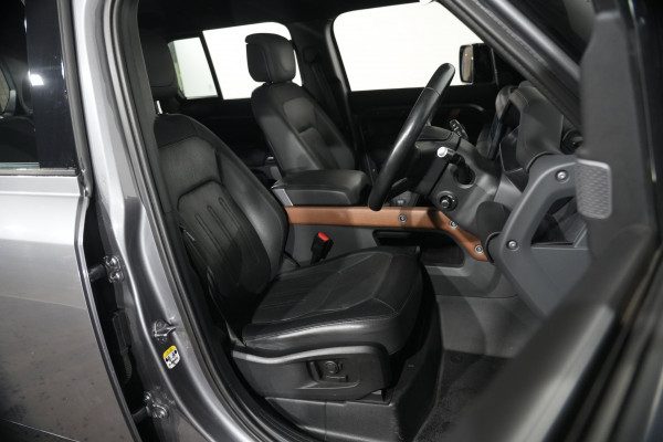 2021 Land Rover Defender L663 110 D300 X-Dynamic HSE SUV Image 27
