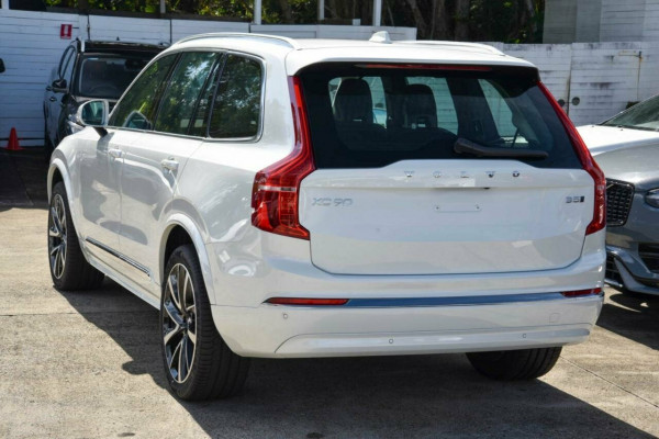 2024 MY25 Volvo XC90 L Series Ultra B5 Bright SUV Image 5