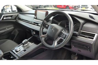 2023 Mitsubishi Outlander ZM MY23 ES 7 SEAT 2WD SUV