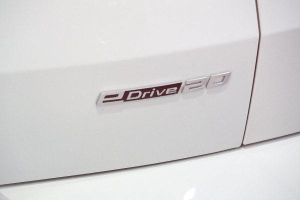 2024 BMW iX2 U10 eDrive20 M Sport SUV image 5