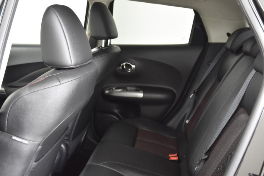 2014 Nissan JUKE F15 Ti-S Hatchback Image 7