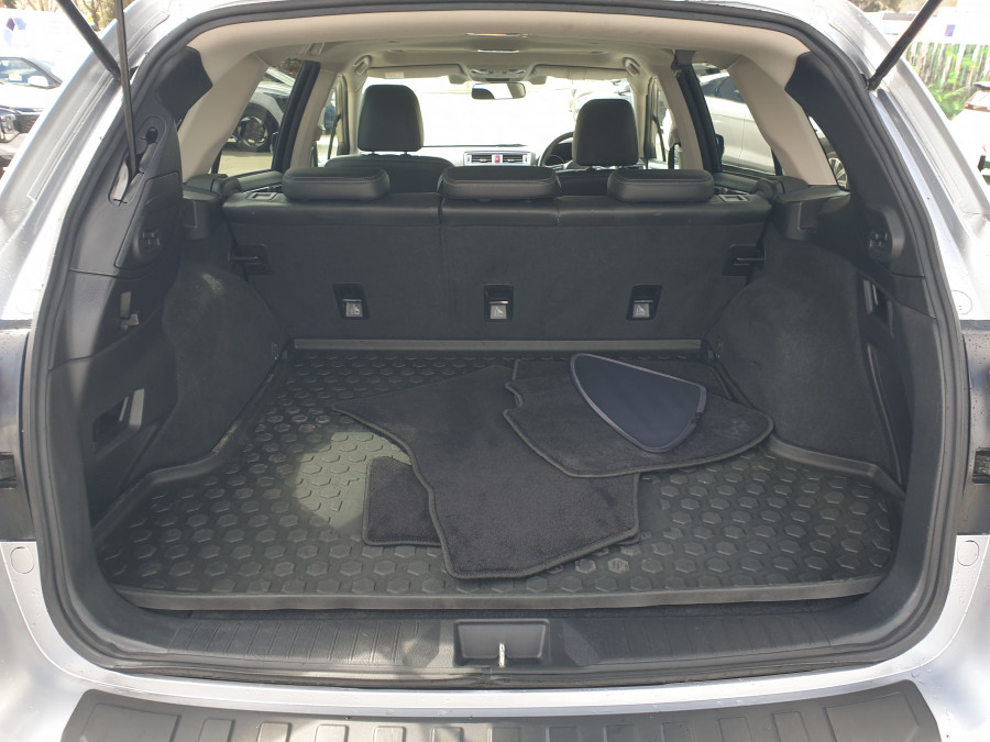 2015 Subaru Outback 6GEN 2.5i SUV Image 13
