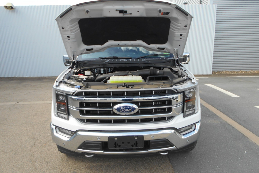 2023 Ford F-150 No Series Lariat Dual Cab Image 26
