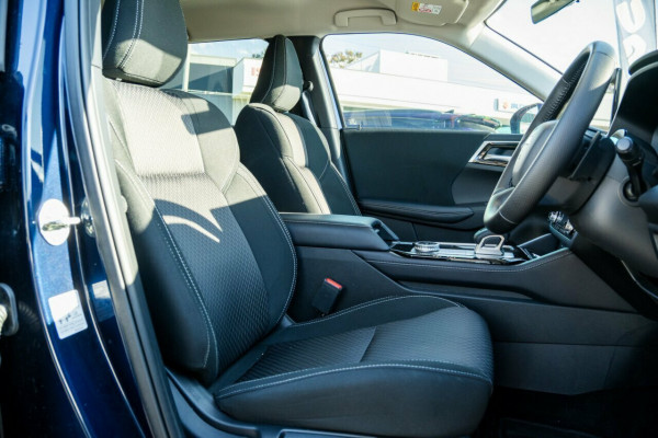2025 Mitsubishi Outlander ZM LS SUV Image 18