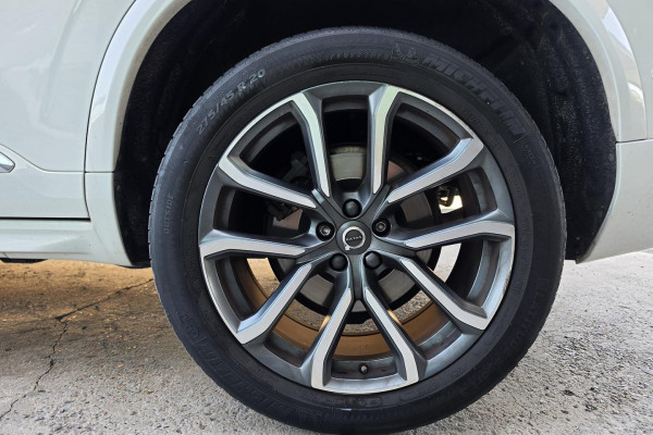 2015 MY16 Volvo XC90 L Series D5 Inscription SUV Image 28