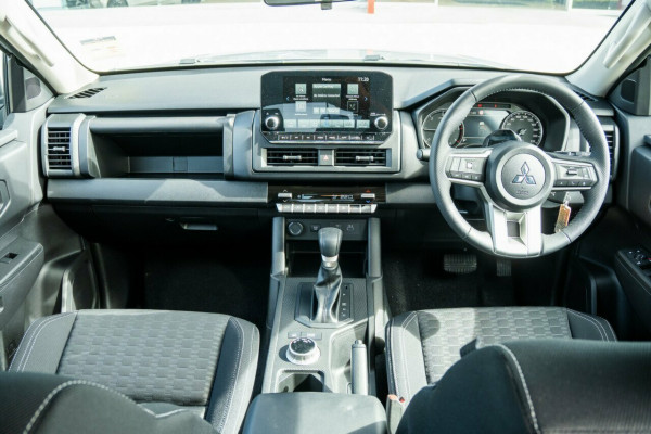 2025 Mitsubishi Triton MV GLX-R Ute Image 17