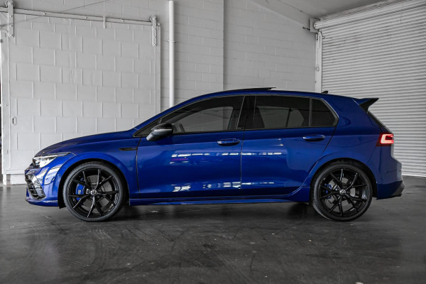 2023 MY24 Volkswagen Golf 8 R 20 Years Hatch