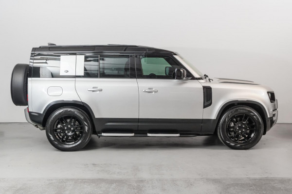 2020 MY20.5 Land Rover Defender L663 110 P400 S SUV image 3