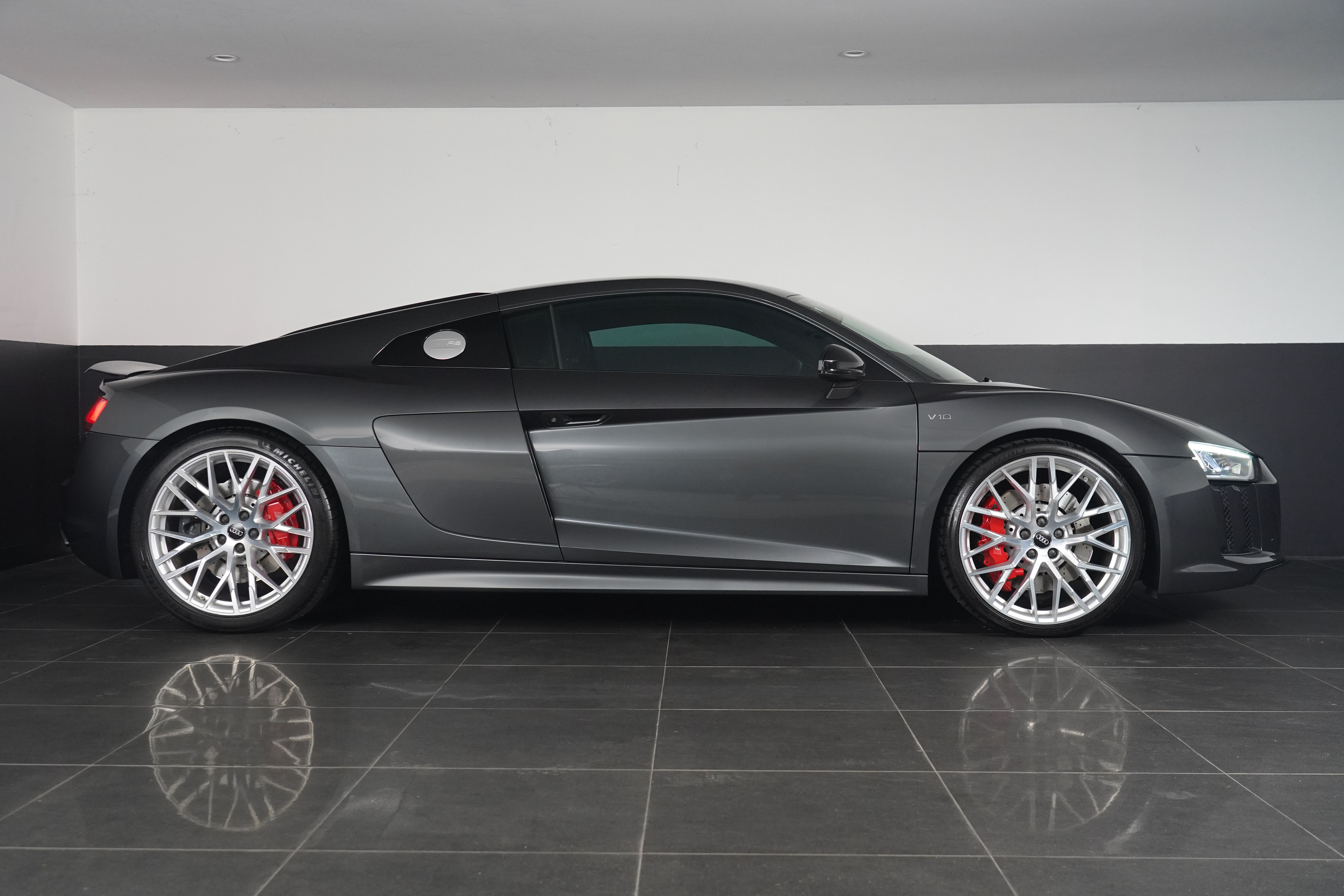 2018 Audi R8 V10 RWS  Coupe Image 22