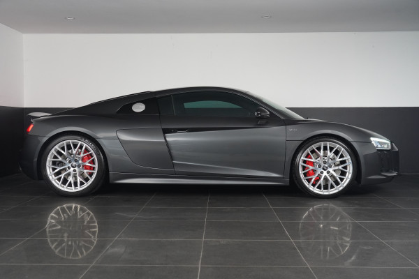 2018 Audi R8 V10 RWS  Coupe Image 22
