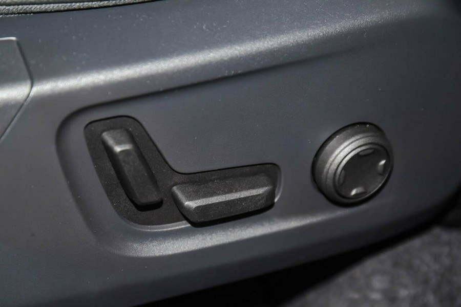 2019 MY20 Volvo XC40 XZ T5 R-Design Suv Image 15