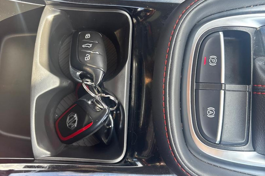 2023 MG ZST  Essence SUV Image 32