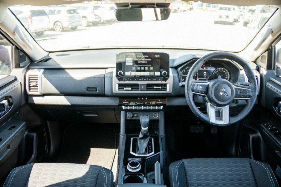 2025 Mitsubishi Triton MV GLS Ute Image 17