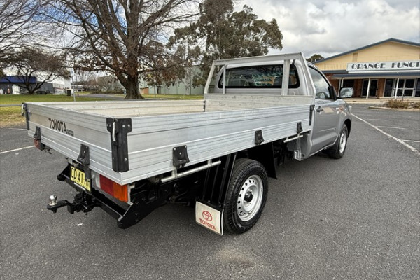 2015 MY14 Toyota HiLux WorkMate Single Cab Chassis Image 3