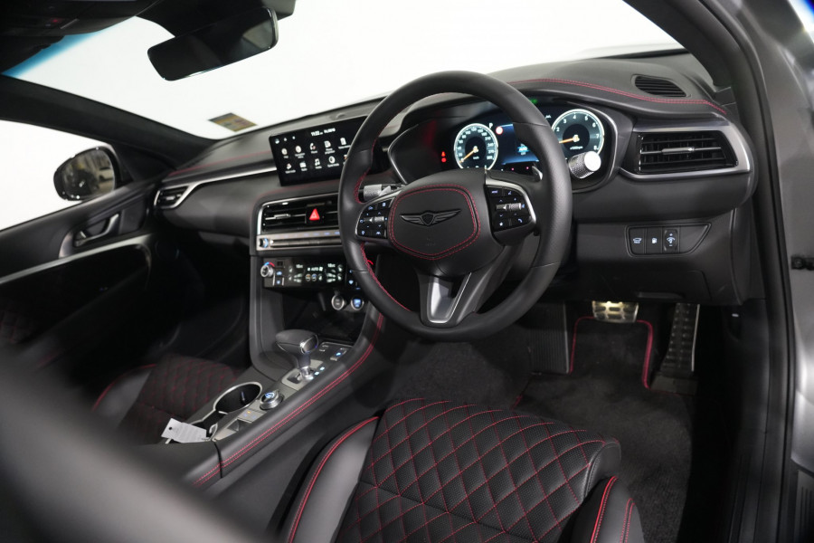 2025 Genesis G70 3.3t Sport Lux Sedan