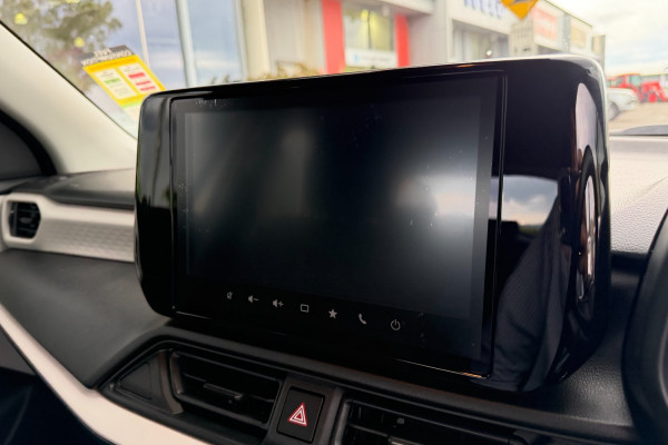 2025 Suzuki Swift Hybrid Hybrid SUV Image 13