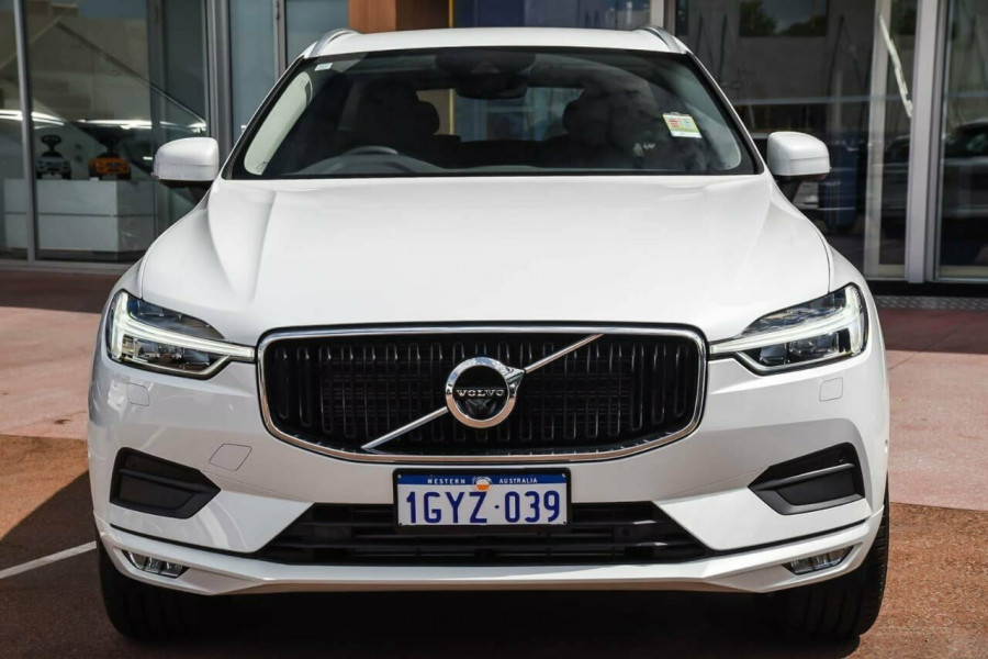 2019 MY20 Volvo XC60 UZ D4 Momentum Suv