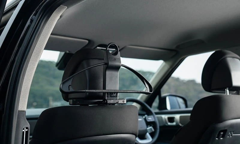 Seat business suit hanger