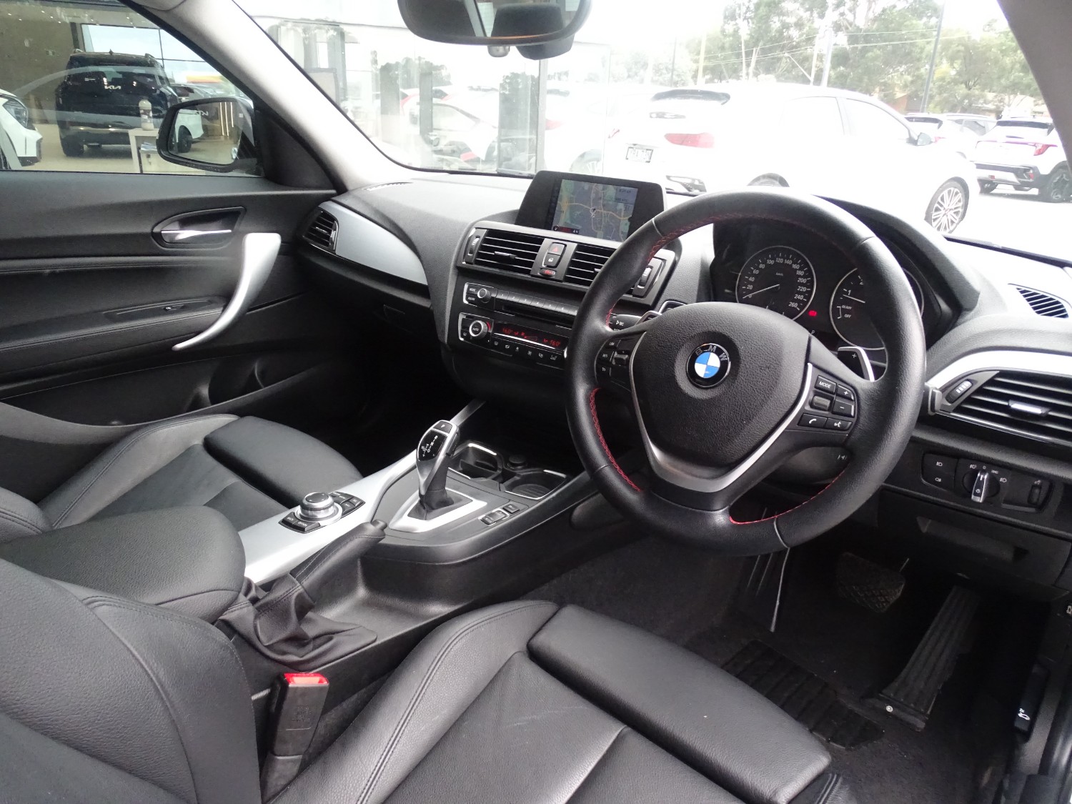 2014 BMW 2 Series F22 220i Sport Line Coupe Image 11