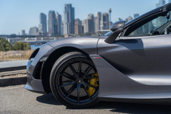 2023 McLaren 720S  Performance Spider Convertible Image 10