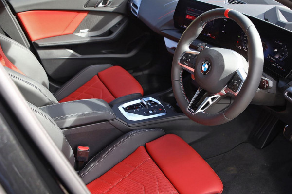 2025 BMW 1 Series F70 M135 xDrive Hatch image 8