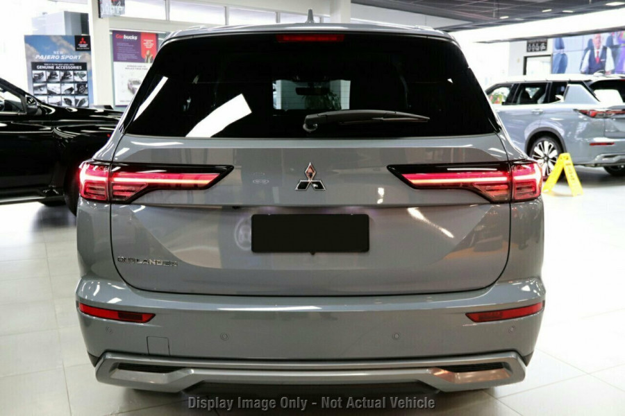 2025 Mitsubishi Outlander ZM Aspire SUV Image 18