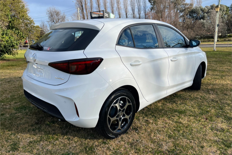 2025 MY24.5 MG MG3 ZP22 Excite Hatch Image 7