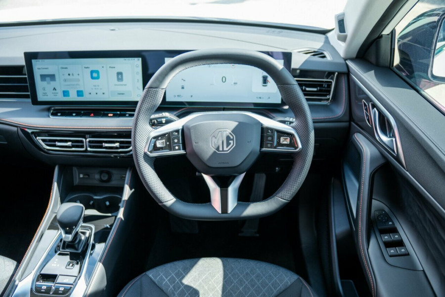 2024 MY24.5 MG HS AS33 Vibe SUV Image 10