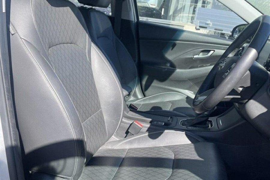 2017 MY18 Hyundai i30 PD Elite Hatch Image 11