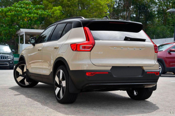 2026 MY27 Volvo EX40  Ultra Twin Motor Performance SUV Image 4