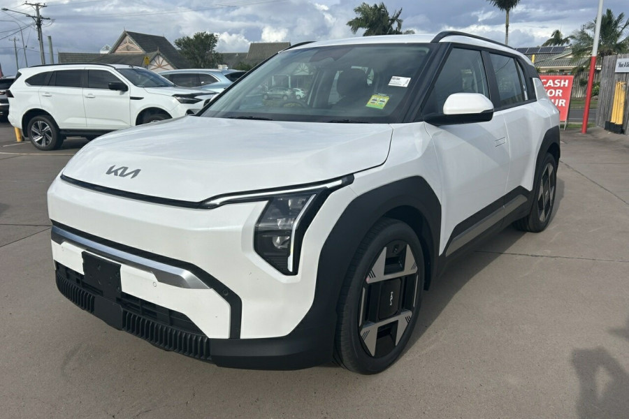 2025 Kia EV3 SV Earth SUV Image 10